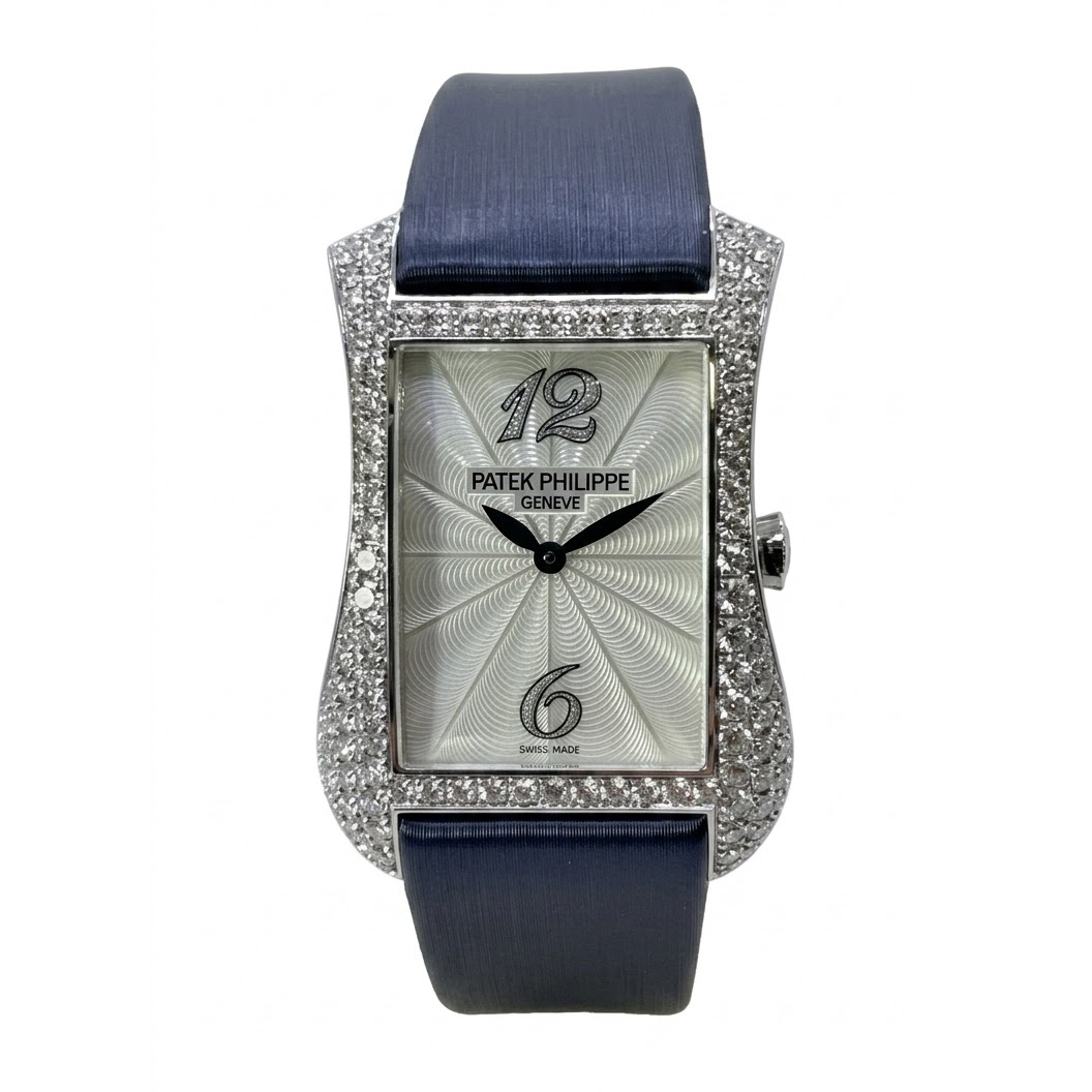 Pre-Owned Patek Philippe Ref. 4972G-001 Gondolo Serata